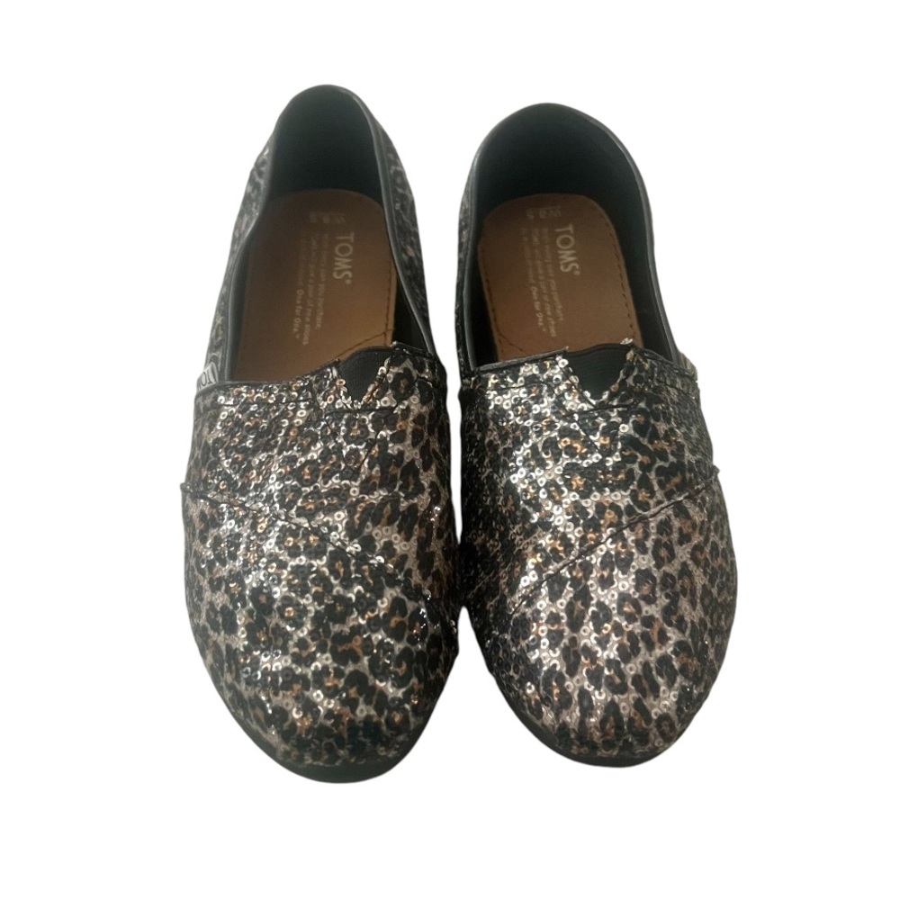 Toms Classic Canvas Alpargata Slip On Shoes sequined Animal Print